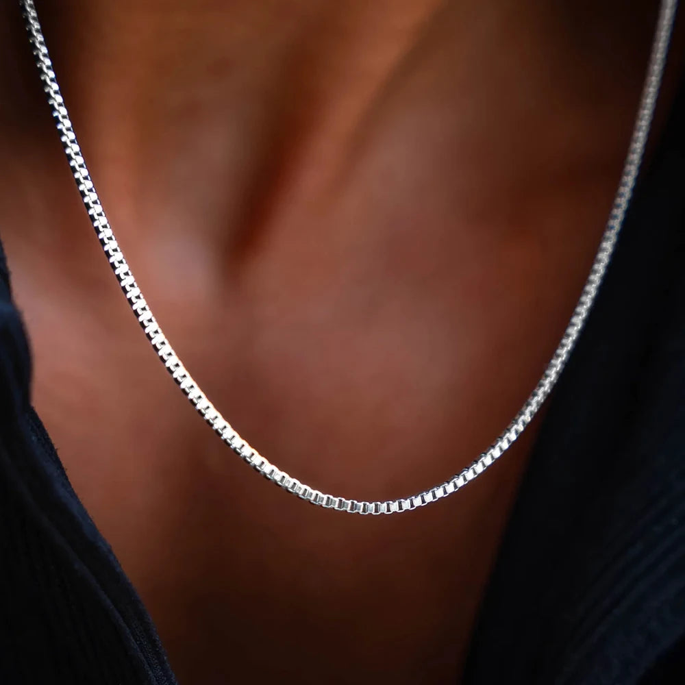 TETRAGON NECKLACE