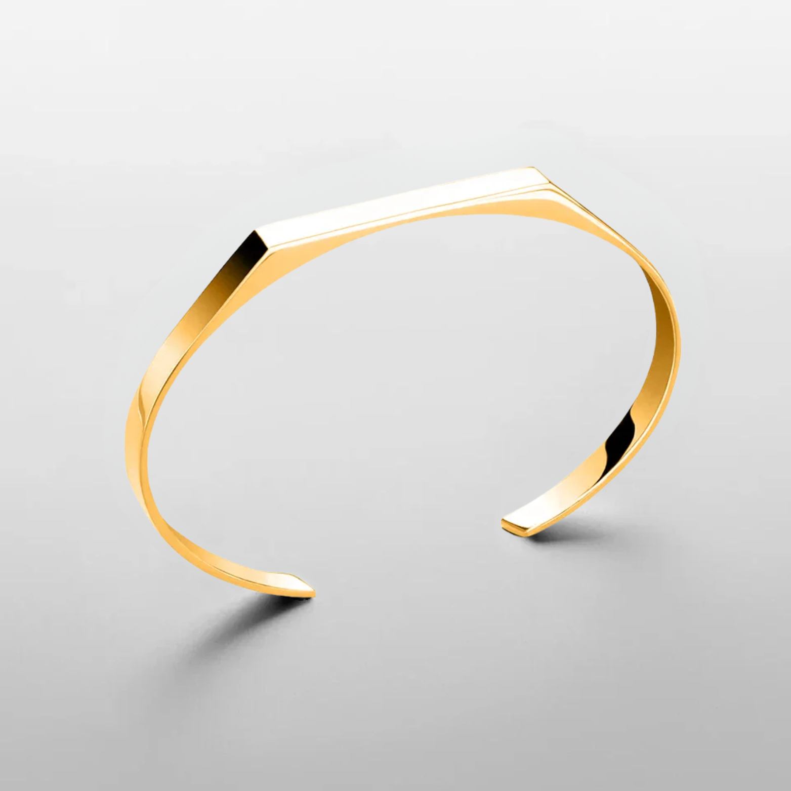 SIGNET BRACELET