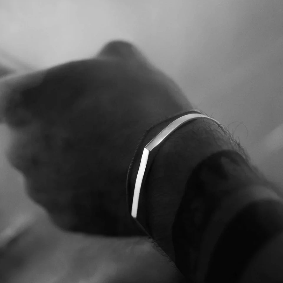 SIGNET BRACELET