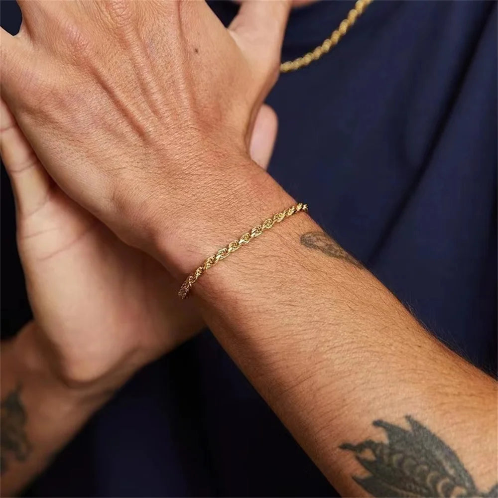 TWISTED BRACELET
