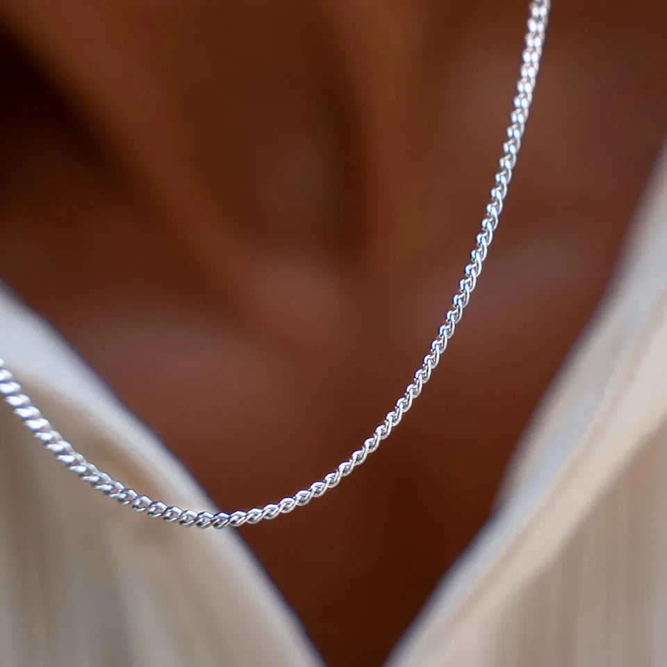 CHAIN NECKLACE