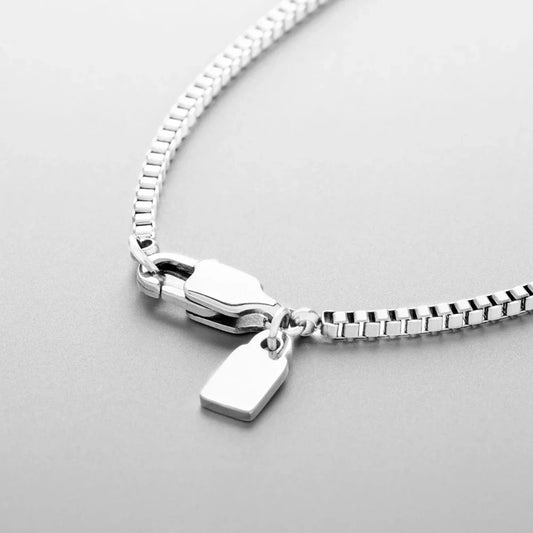 TETRAGON NECKLACE